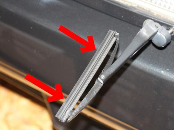 Wiper blade for Mercedes R129 headlights - Image 6
