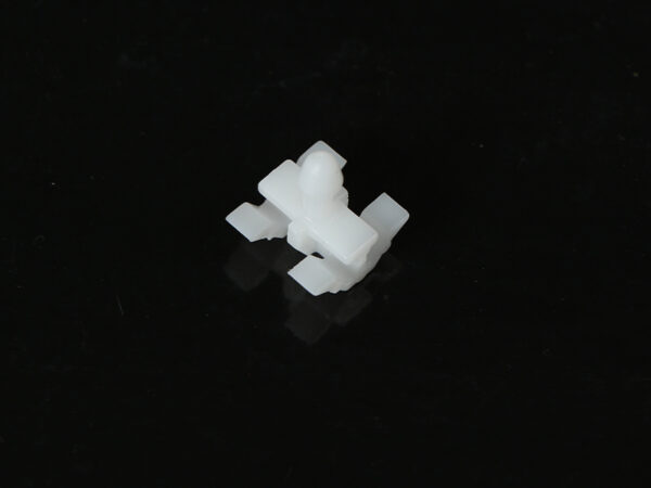 Trim clip for Mercedes R129 W126 W140 - Image 4