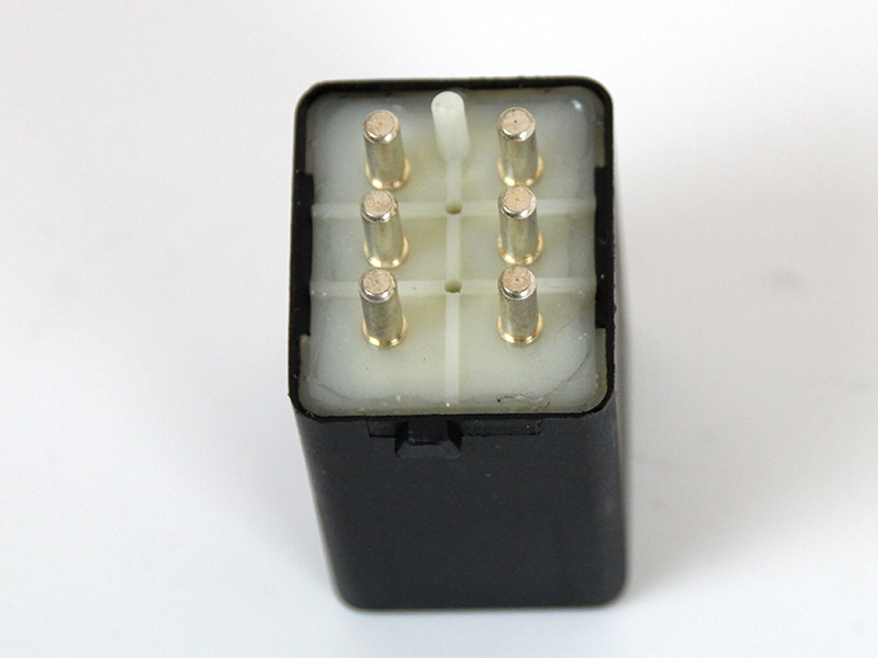 Fuel pump relay 6-pin for Mercedes R107 W116 W126 - Image 3