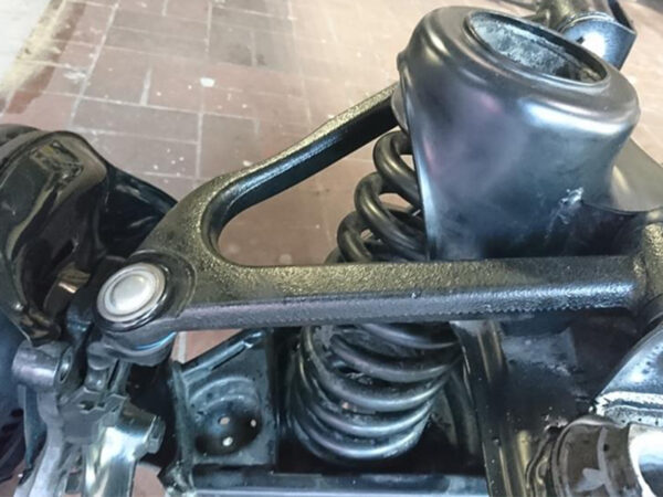 control arm with bearing on the left with bearing at the top for Mercedes R107 MOPF from 1985 - Image 5