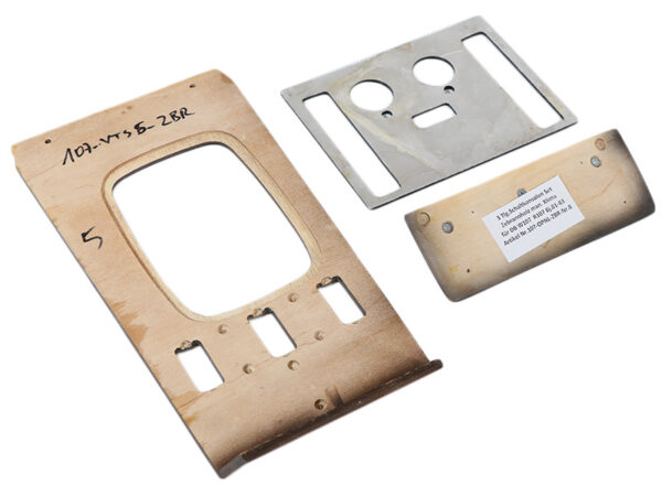 3-piece switch console set zebra wood / real wood for Mercedes R107 year 1981-1983 - Image 2