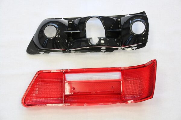 Rear light glass red/red with reflector for early Mercedes W111 W113 - right - Image 2