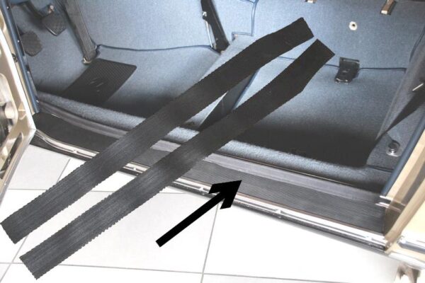 Ripple rubber mat left and right for Mercedes Pagode W113 entry - Image 2