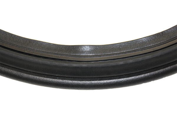Trunk lid seal for Mercedes W124 Coupe & Cabrio - Image 3