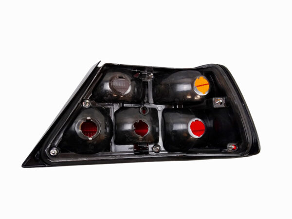 Rear light left with base support for Mercedes W124 / C124 - Image 3