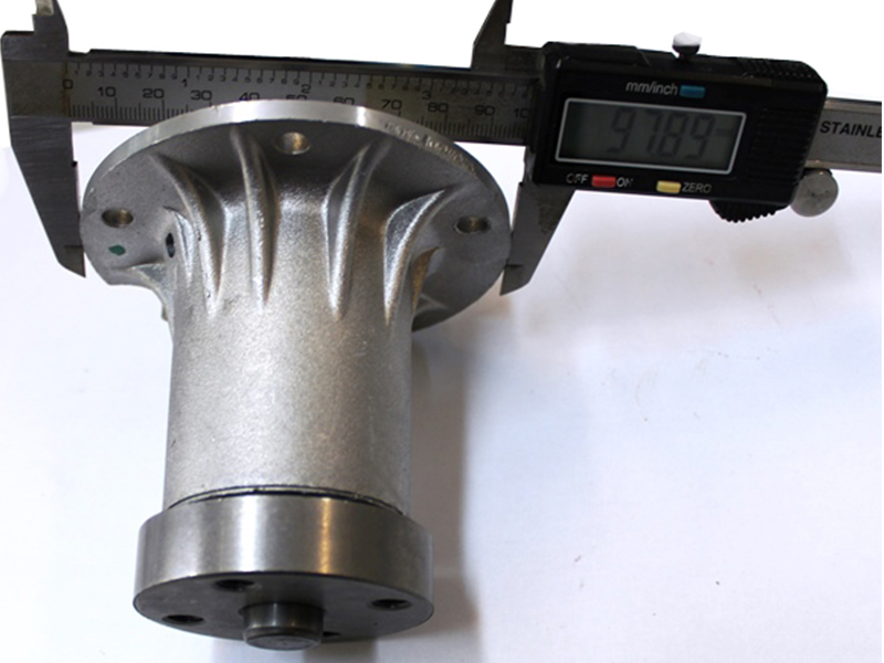 4-hole water pump long version for Mercedes R107 W108 W109 W111 W113 W114 W115 W123 - Image 3