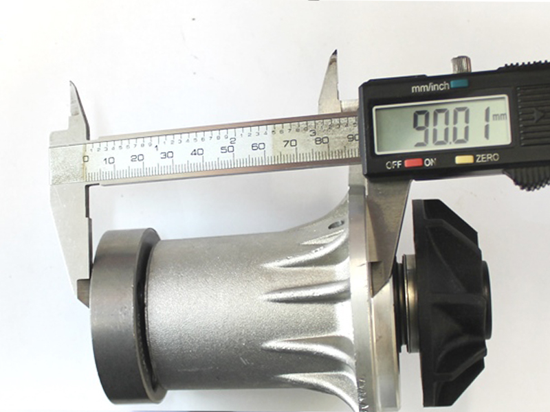 4-hole water pump long version for Mercedes R107 W108 W109 W111 W113 W114 W115 W123 - Image 4