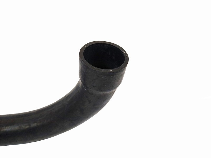 Cooling water hose from engine radiator to water pump W124 200/220 - Image 2