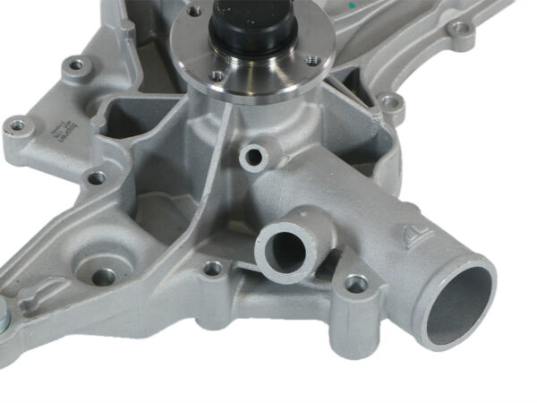 Water pump for Mercedes R129 S202 W203 A208 A209 W210 R170 - Image 4