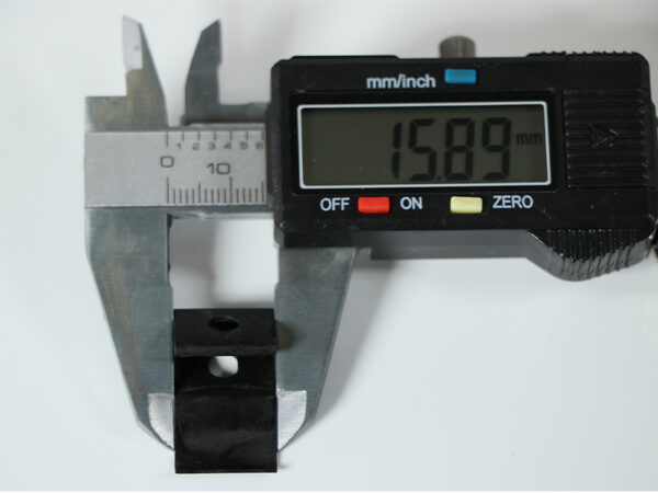 Retaining clip for Mercedes radiator grille - Image 5