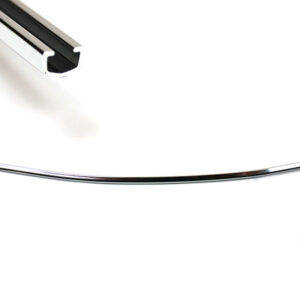 Vertical trim strip for Mercedes W116 radiator grille