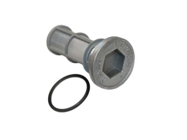 Fuel strainer