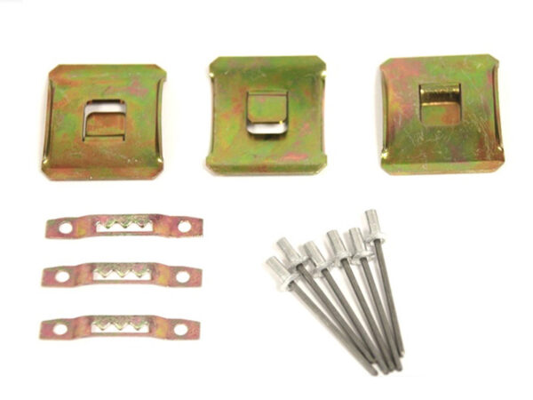 Mounting kit for decorative strip at the rear of Mercedes W113