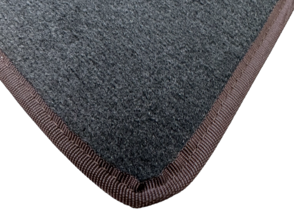 Velor carpet set brown for Mercedes R107 - Image 4