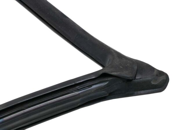 Sealing frame right for rear side window Mercedes S124 - Image 5
