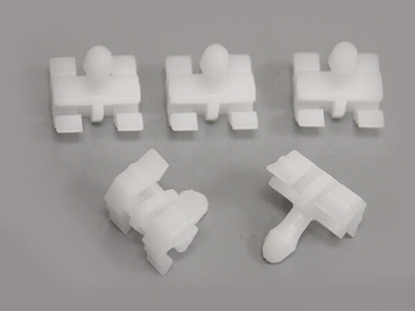 5 trim clips for Mercedes R129 W126 W140