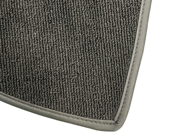 Center tunnel carpet Pagoda W113 Automatic Black - Image 2