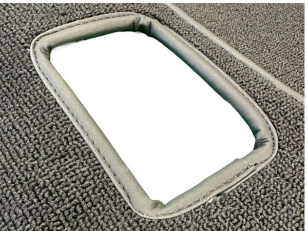 Center tunnel carpet Pagoda W113 Automatic Black - Image 4