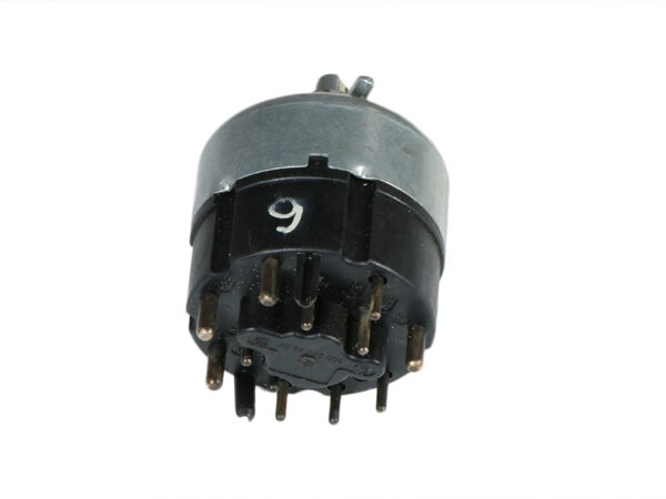 New NOS light switch for Mercedes W124 & W126 - Image 2