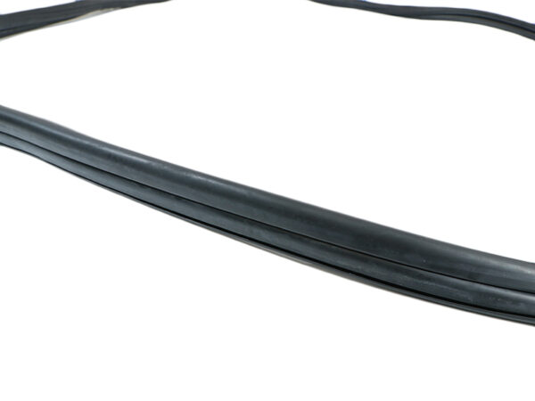 Rear window seal for Mercedes W126 up to 8-85 - Image 6