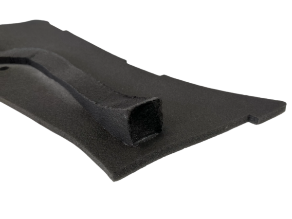Insulation mat narrow for Mercedes R107 hood. - Image 5